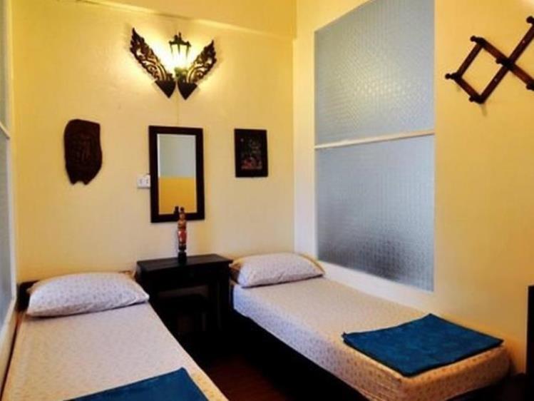 Yha Bangkok Airport Hostel Bang Phli Екстериор снимка